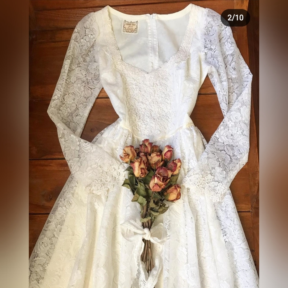 Authentic 1970's Gunne Sax dress from the Romantic Renaissance Bridal Collection - Picture 11 of 11